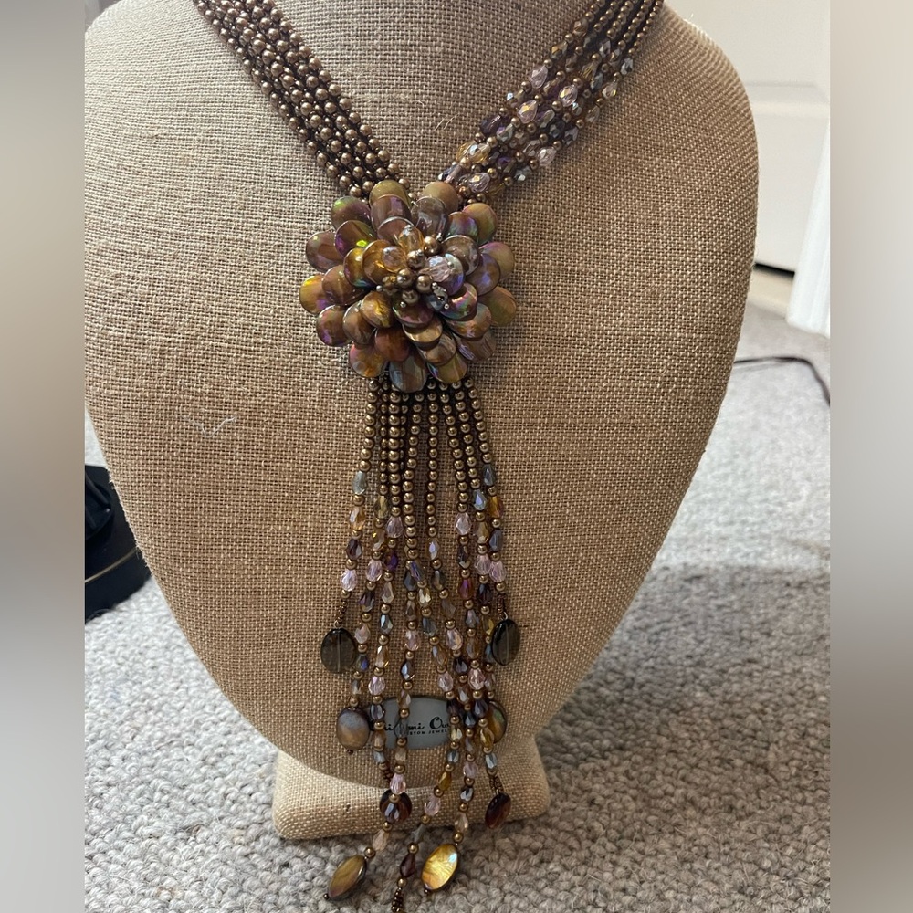 JOAN RIVERS STARLET NECKLACE LUSTROUS MASSIVE BEADED FLORAL STATEMENT